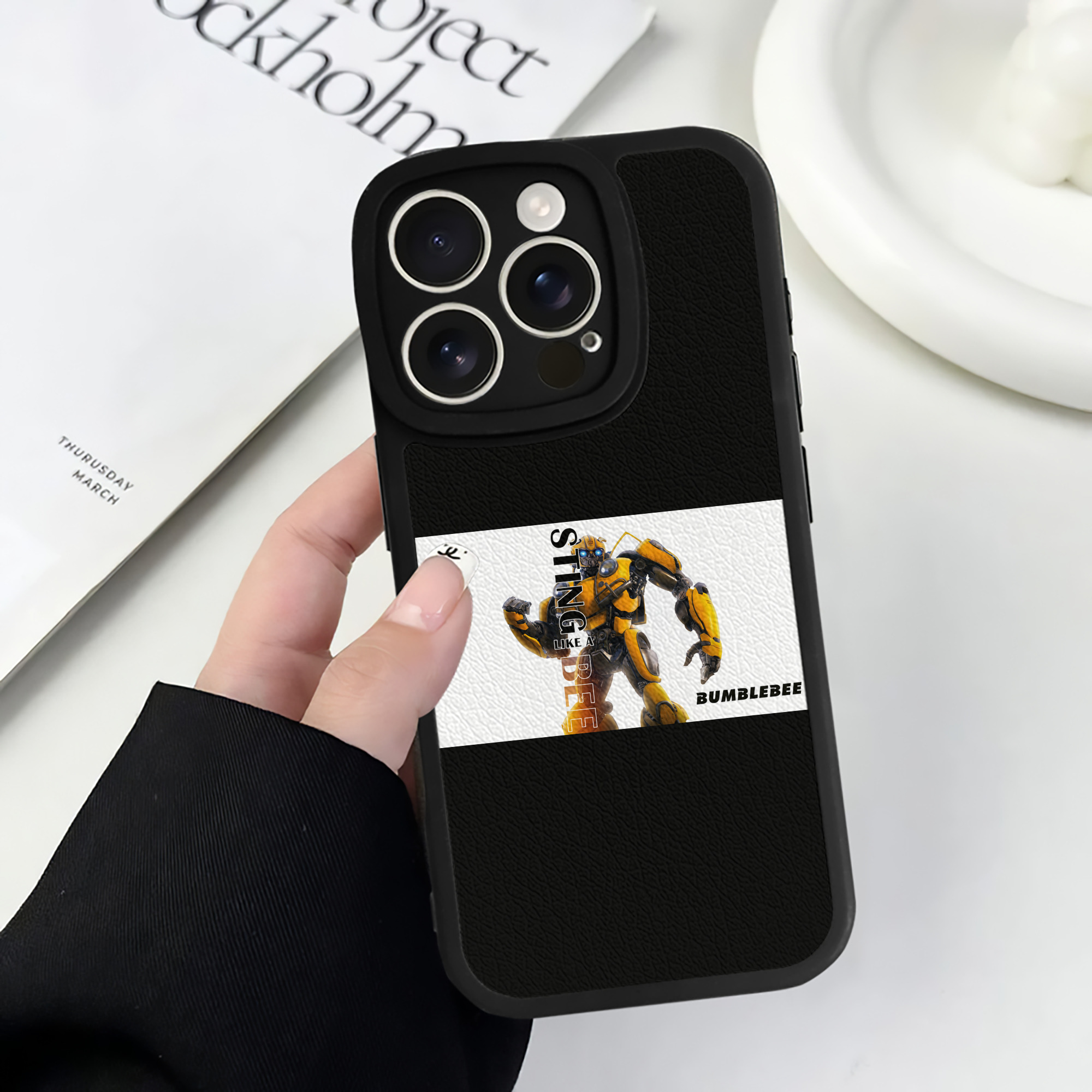 （画像用）  【iPhone 16シリーズ対応】シリコンスマホケース（レザー調） 材質：シリコン